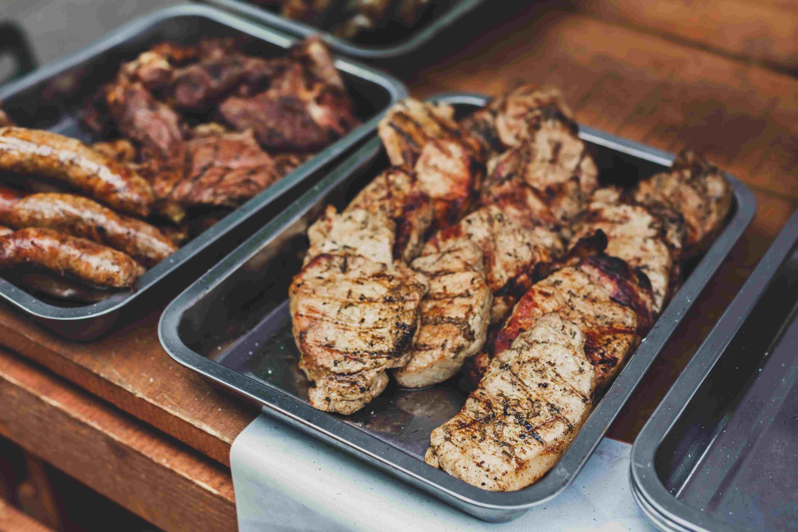 Catering-Auswahl mit frischen Komponenten
